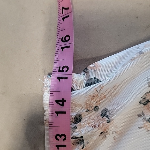 SHEIN Size XL Peachy Cream with Floral Pattern Mesh Overlay Midi Skirt, EUC - Picture 6 of 12